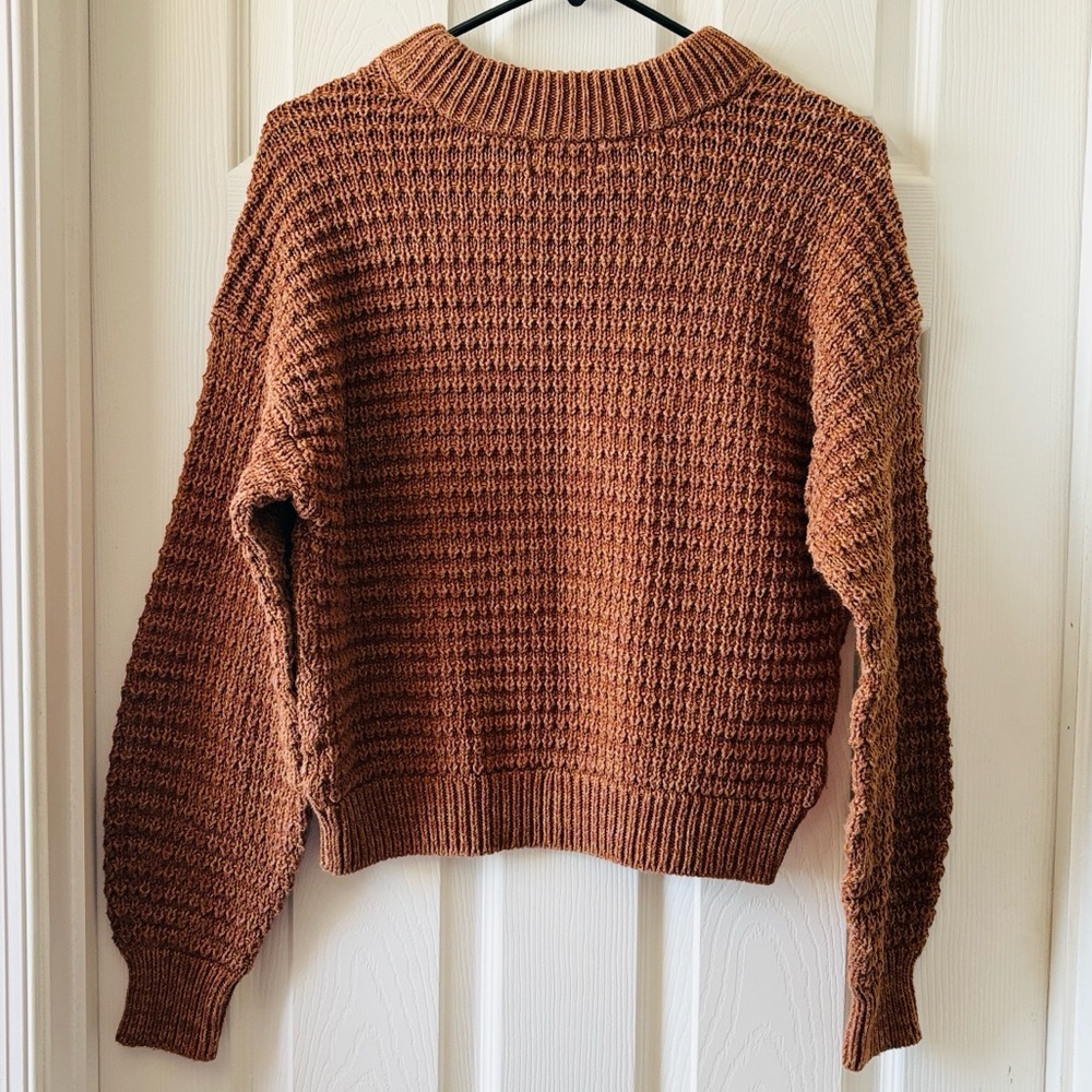 Universal Thread Women's Brown Crew Neck Sweater - image 7